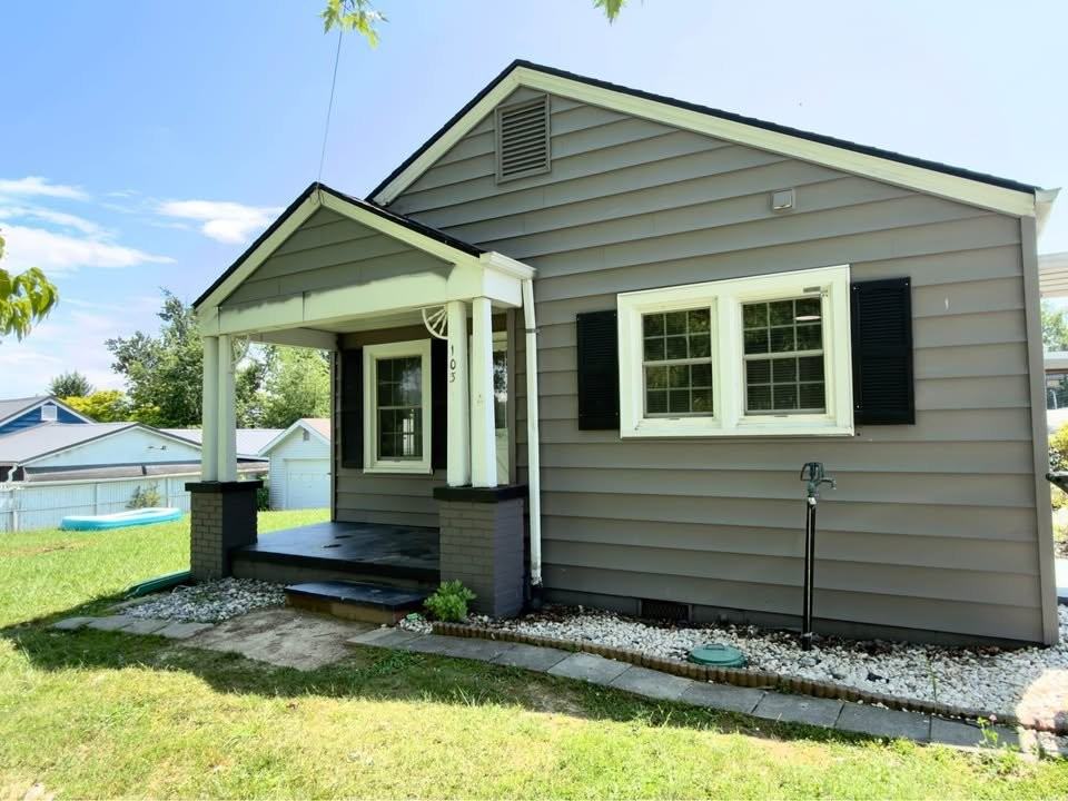 103 Pelican Ln #A - Photo 2 of 13