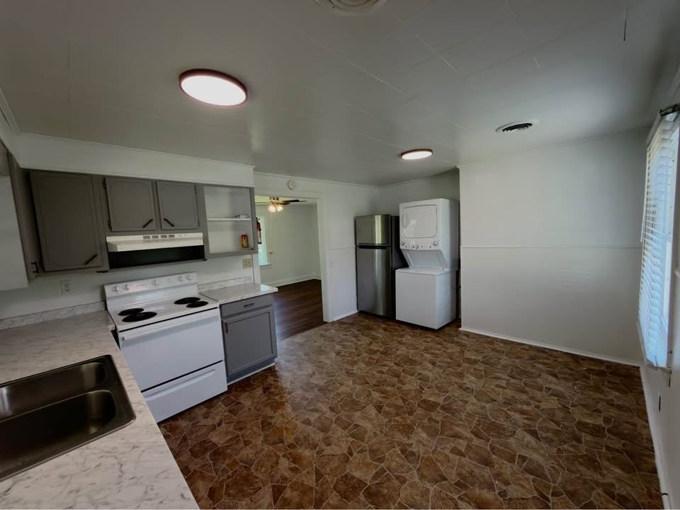 103 Pelican Ln #A - Photo 5 of 13