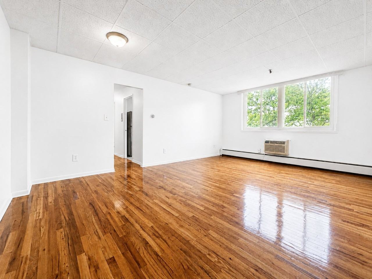 71 Catlin St #35 - Photo 2 of 20