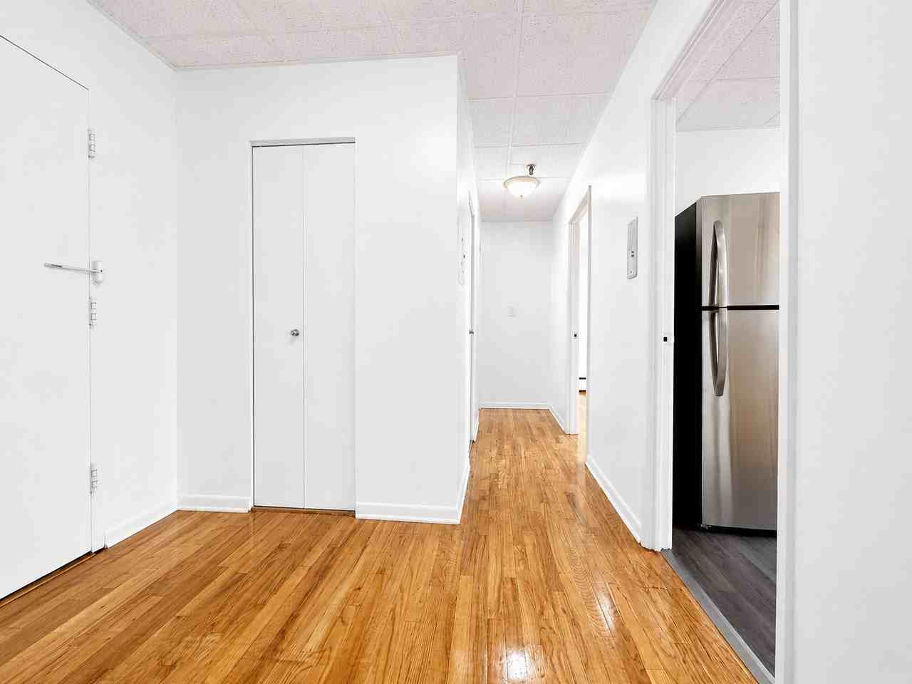 71 Catlin St #35 - Photo 6 of 20