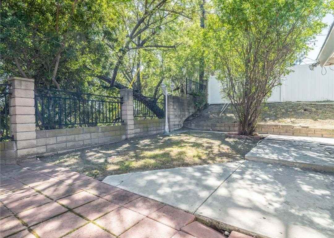 20672 Buckland Dr - Photo 6 of 16