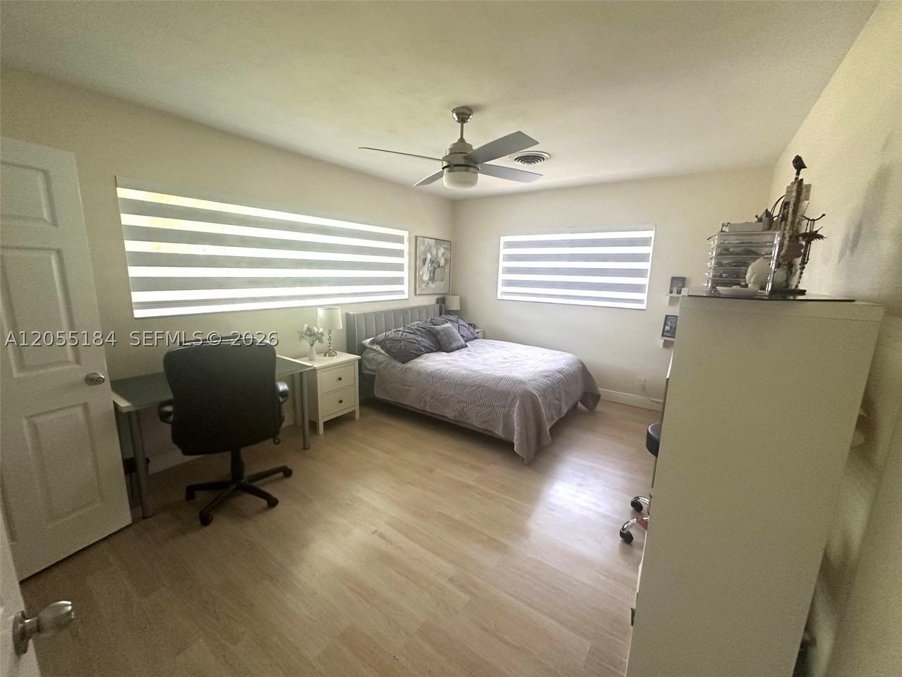2532 Ne 21st Ter - Photo 6 of 18