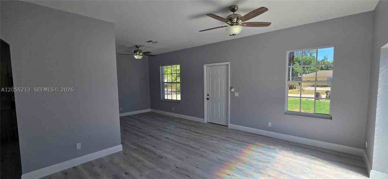 4580 24th Pl Sw #B - Photo 2 of 17