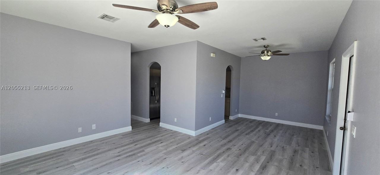4580 24th Pl Sw #B - Photo 4 of 17