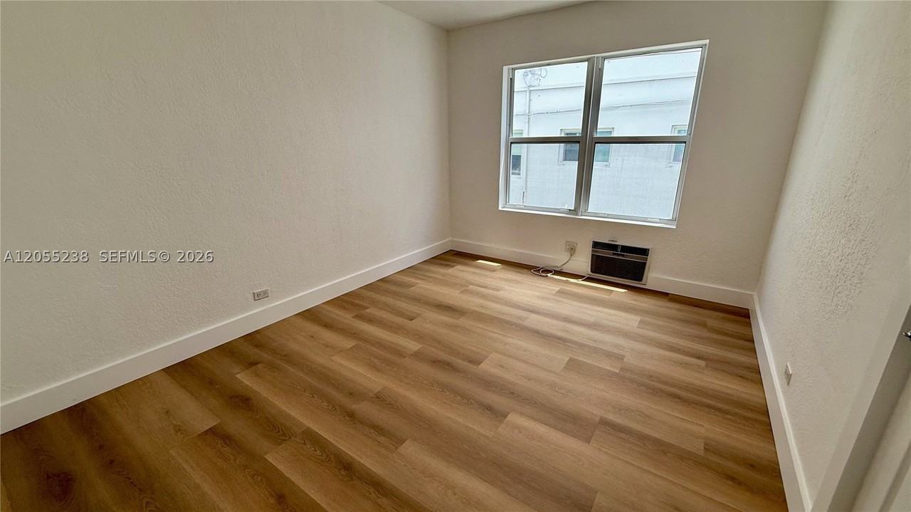 7334 Harding Ave #3 - Photo 7 of 16