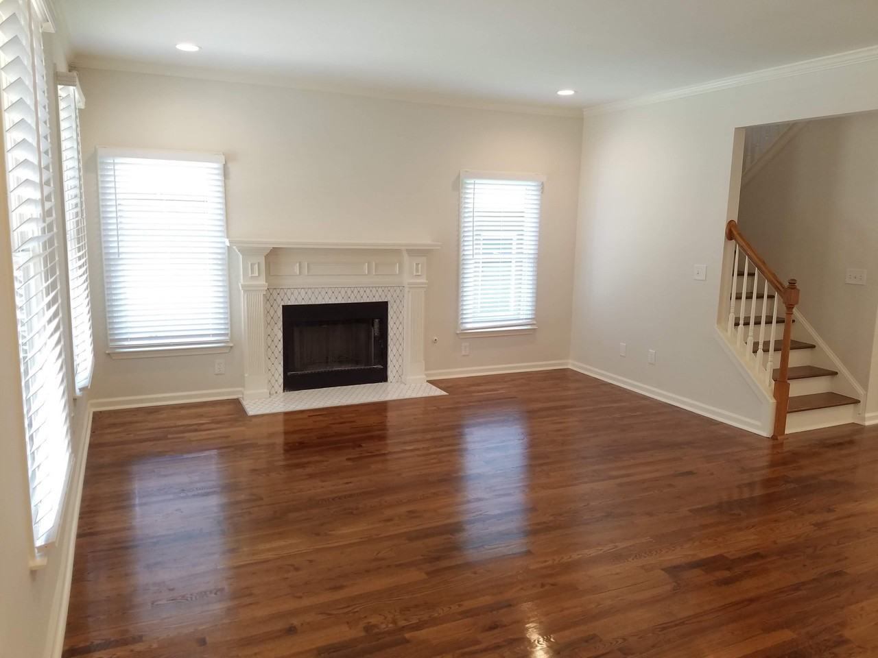 1070 Harwell St Nw - Photo 4 of 15