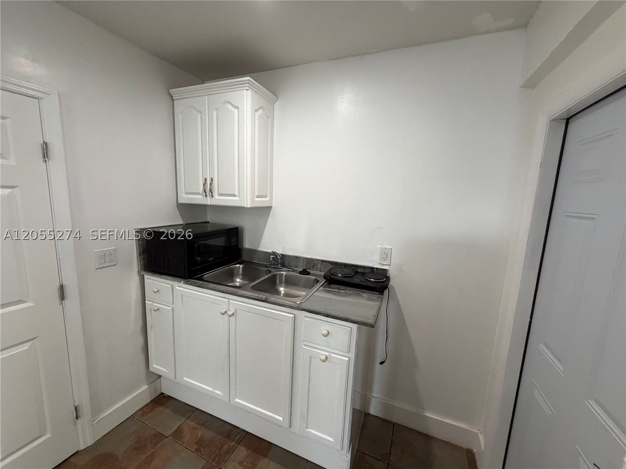 26162 Sw 123rd Pl #REAR - Photo 6 of 8