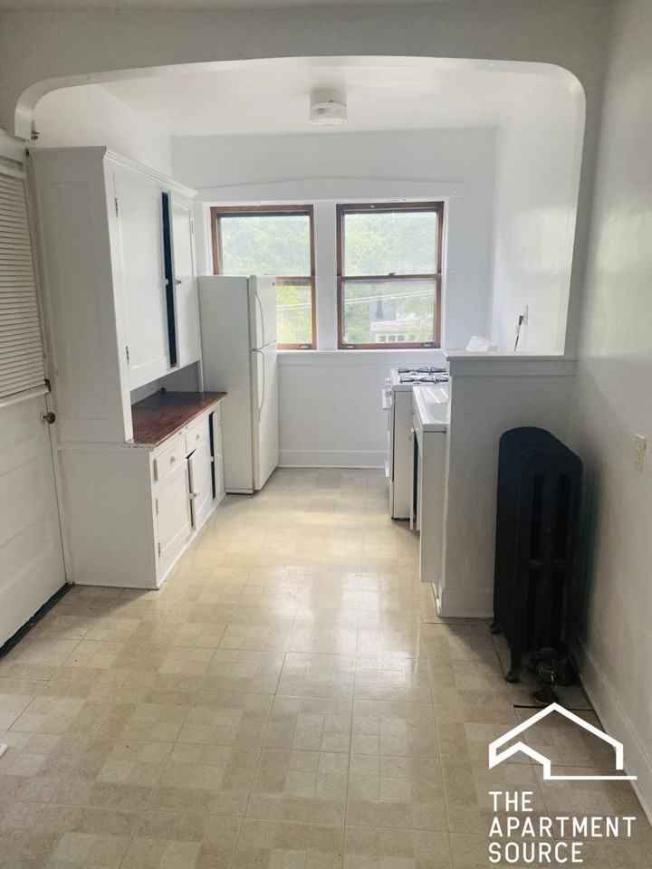 3146 Harlem Ave #3E