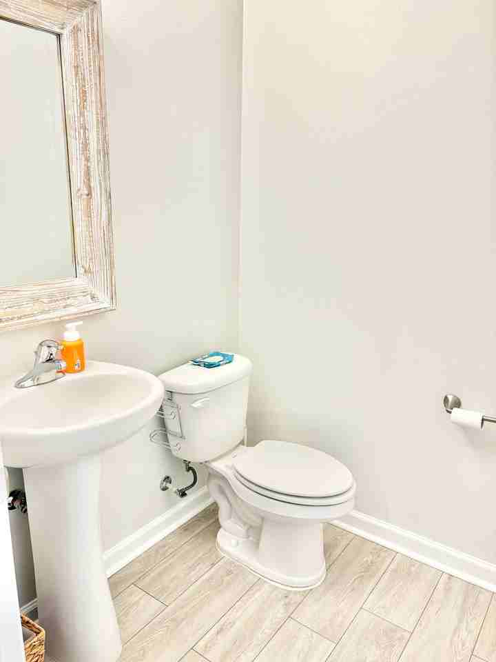 783 Simeon Dr - Photo 4 of 20