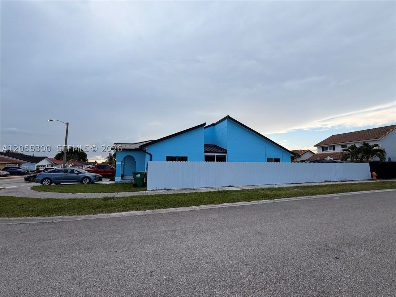 14401 Sw 114th St #14401 - Photo 2 of 17
