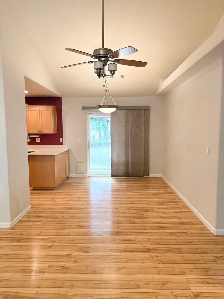1822 Heller Ln - Photo 5 of 10