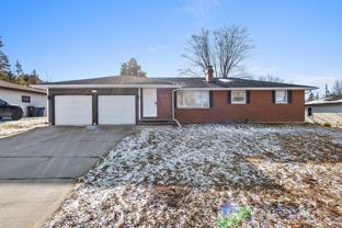 1123 Morris Ave - Photo 1 of 1
