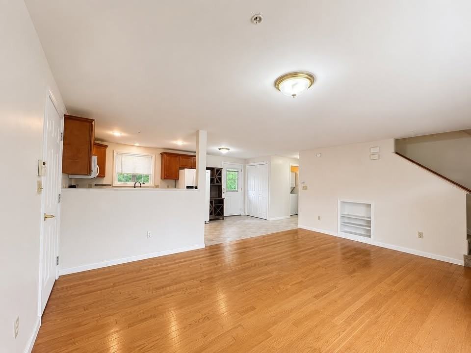 8 Pebble Ln - Photo 6 of 20