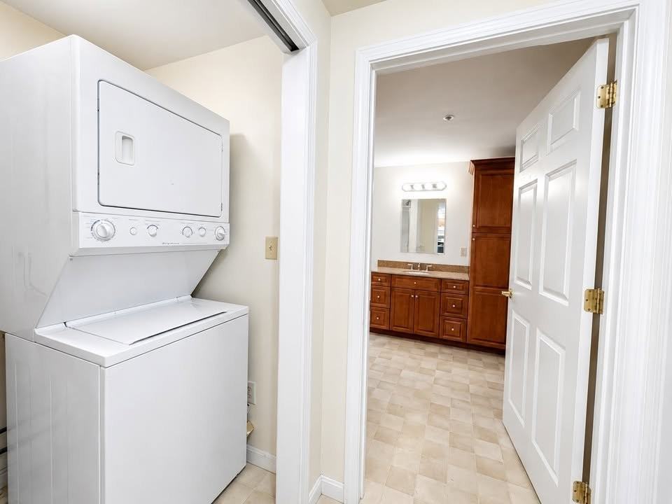 8 Pebble Ln - Photo 7 of 20
