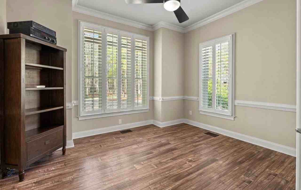 131 John T Ct - Photo 6 of 17