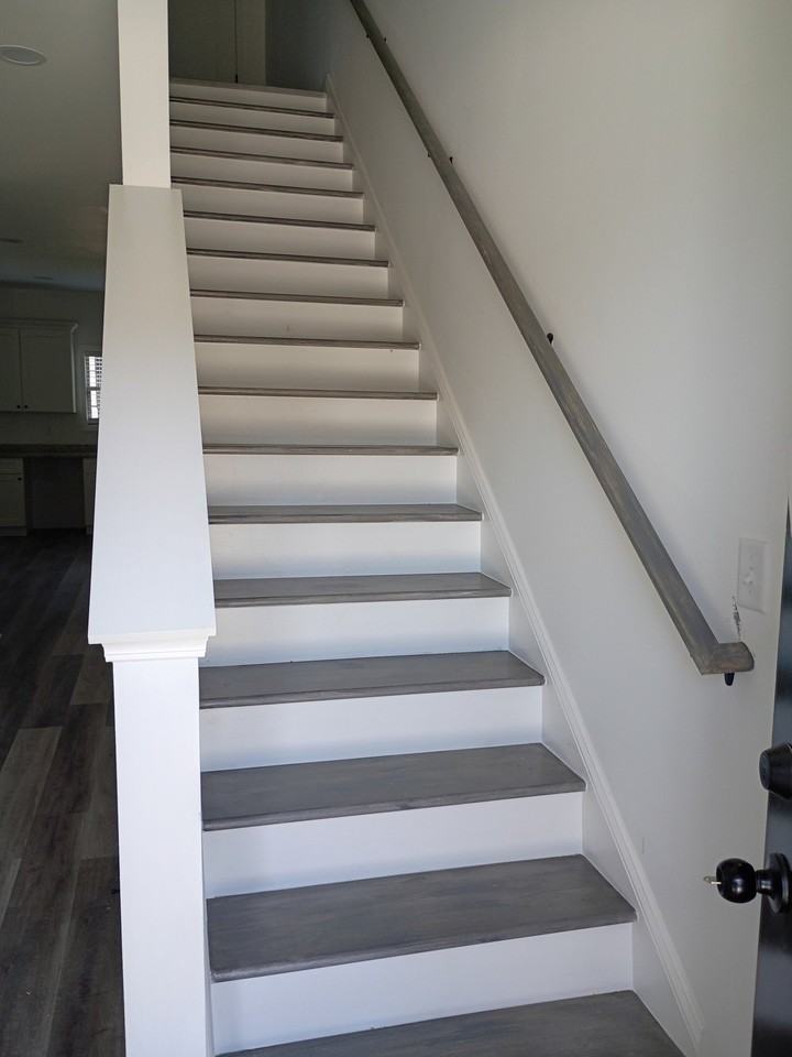 844 Ridgewood Dr #5 - Photo 5 of 12