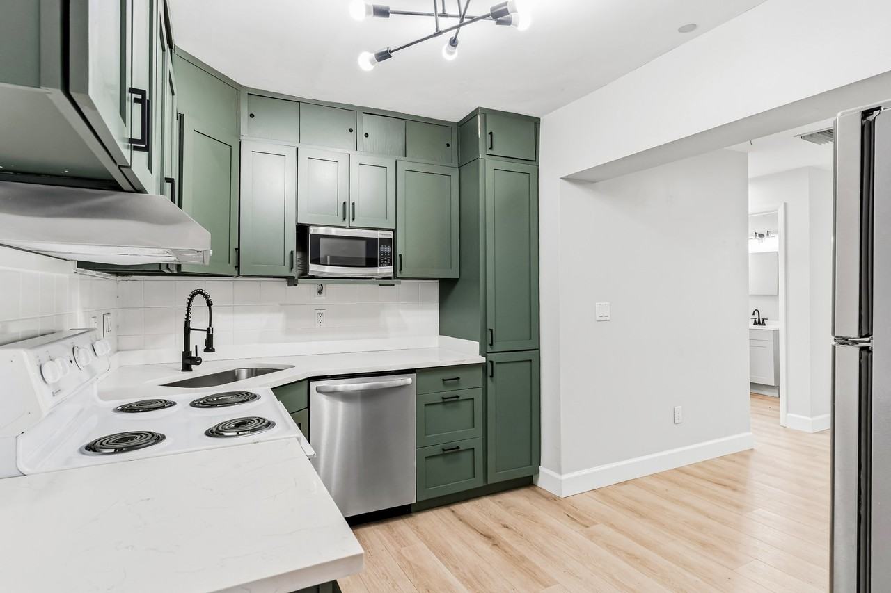 264 Ridge Rd N - Photo 6 of 20