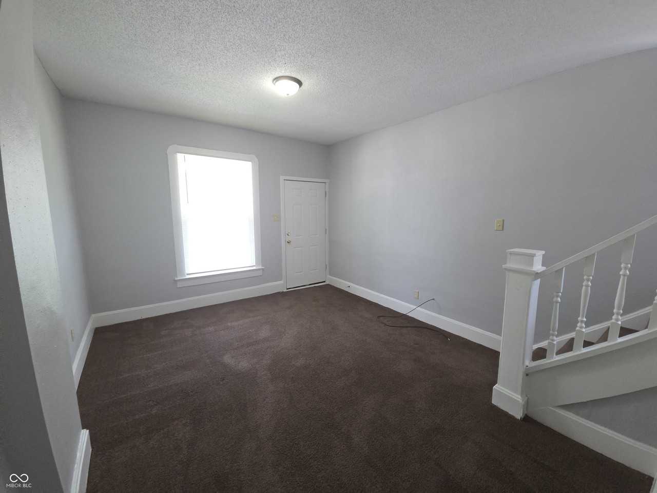 518 W 28th St - Photo 6 of 22