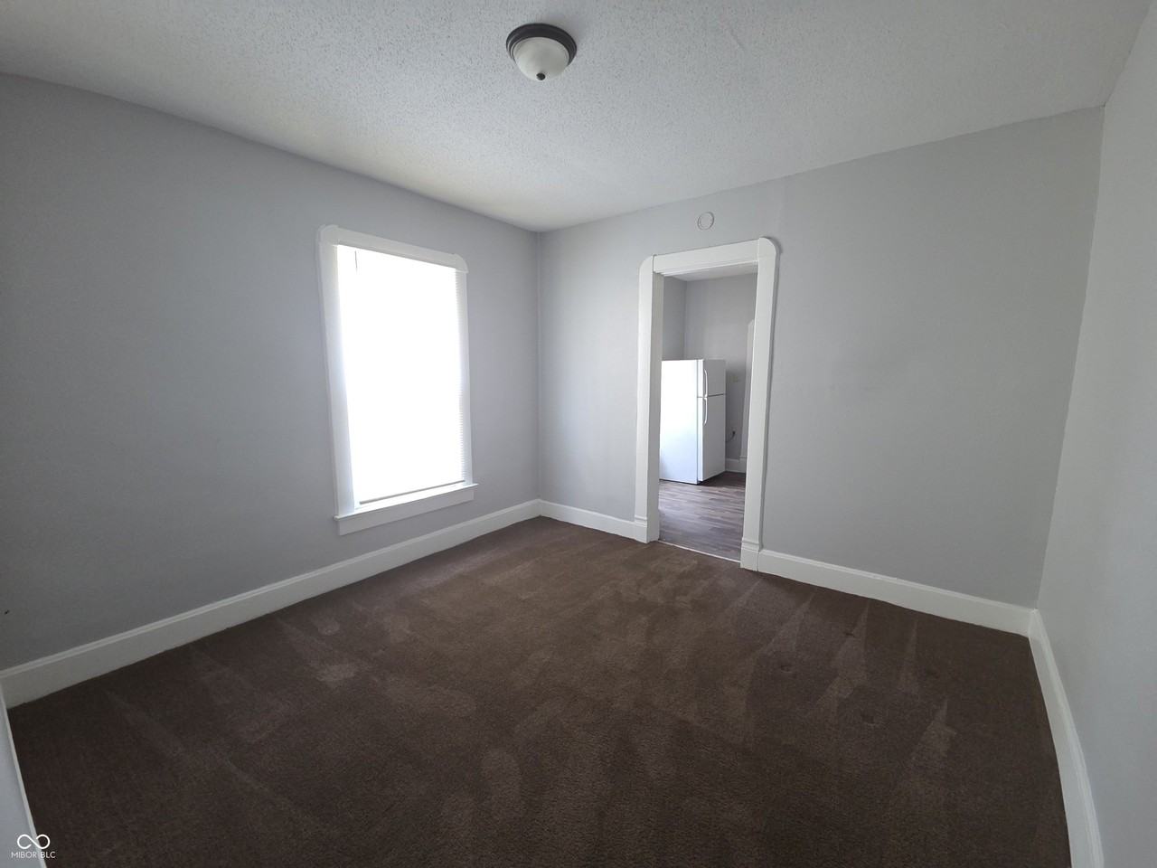 518 W 28th St - Photo 7 of 22