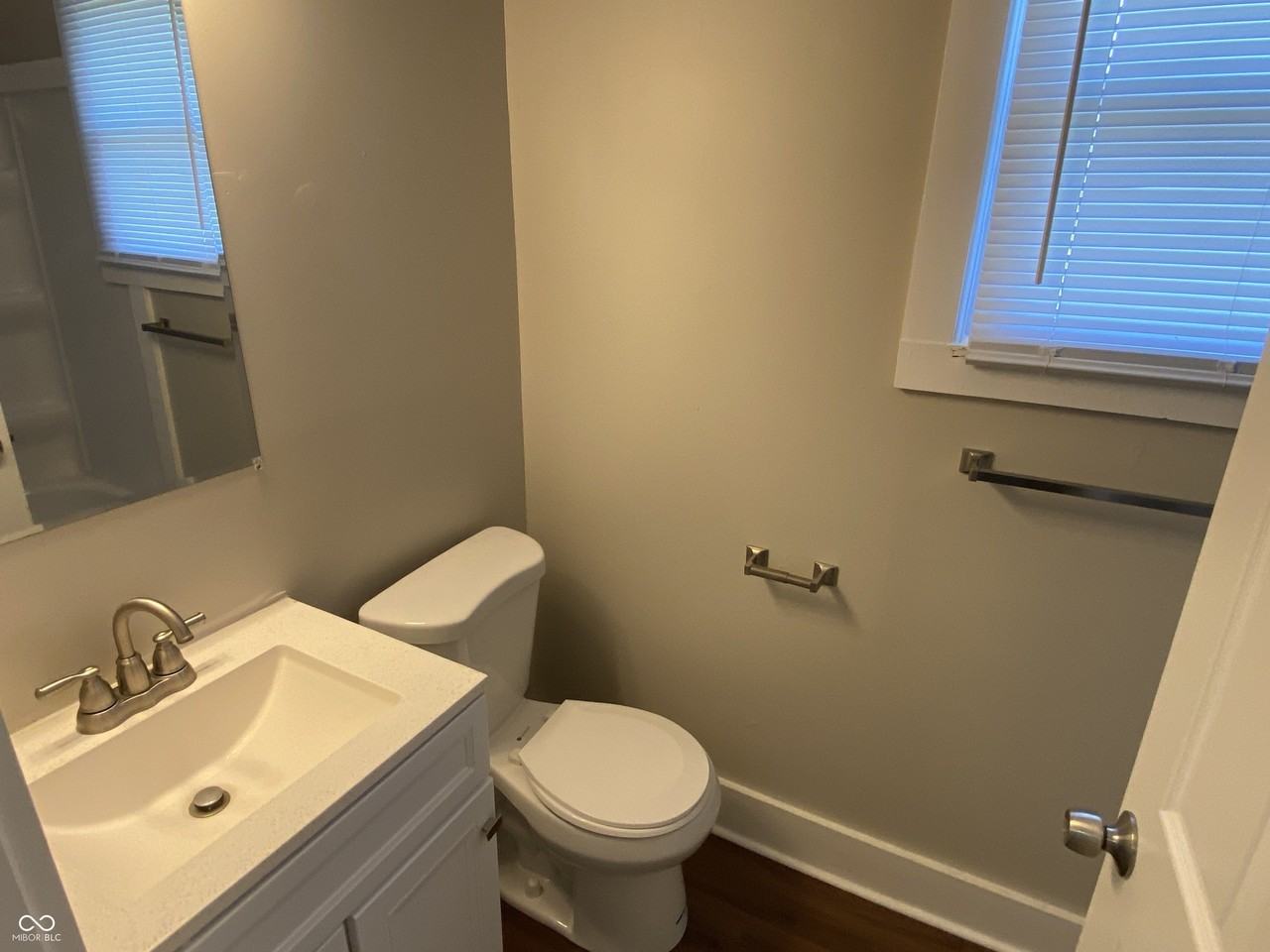 678 S 13th St - Photo 7 of 9