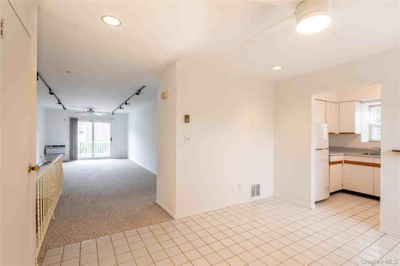101 Sylvan Ave #65 - Photo 6 of 19
