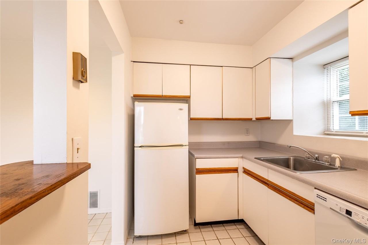 101 Sylvan Ave #65 - Photo 2 of 19