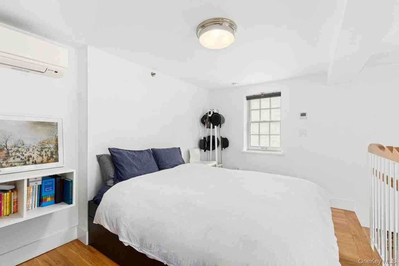 340 Dean St #2A - Photo 4 of 6