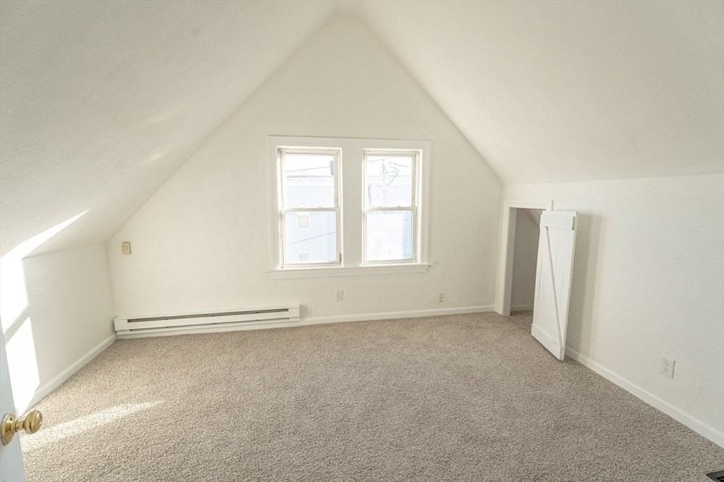8 Rockwell Ter #3 - Photo 4 of 9