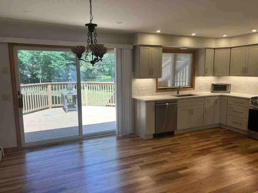 20 Breeze Dr - Photo 5 of 25