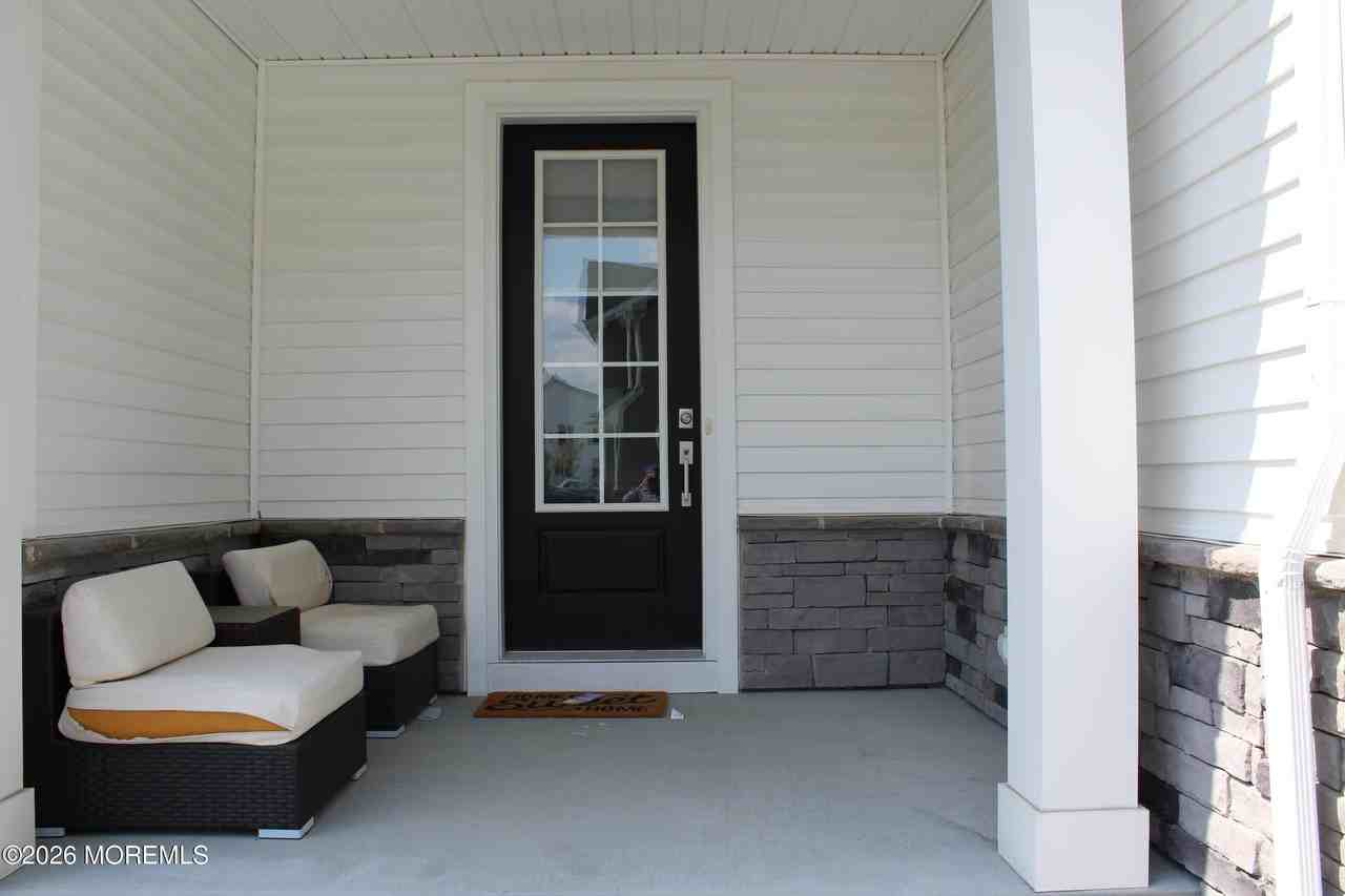 139 Woolley Ct - Photo 3 of 22