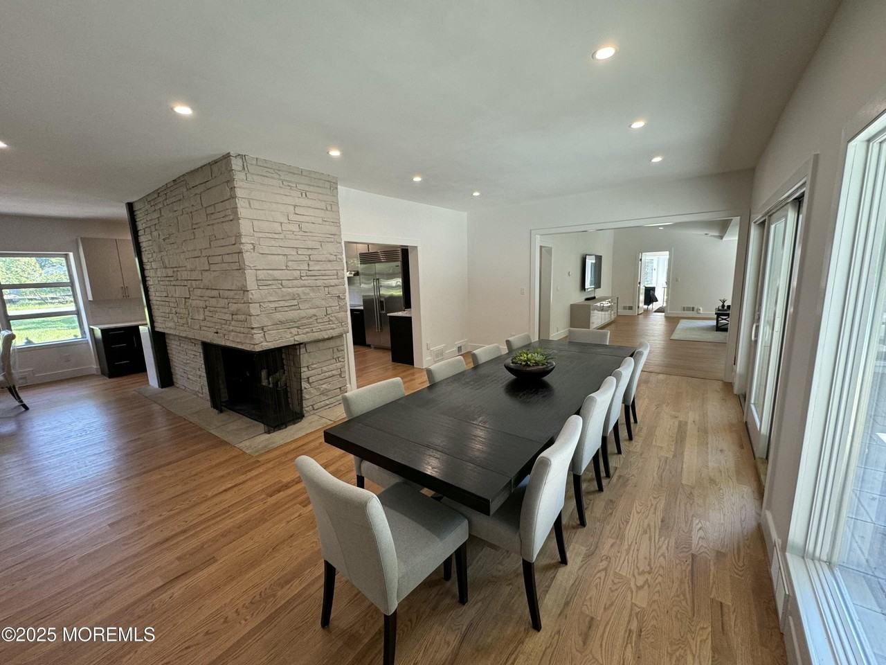 Corlies Ave - Photo 4 of 26