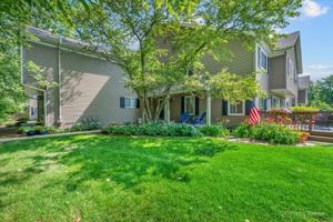 featured image of 453 Village Creek Dr #453
