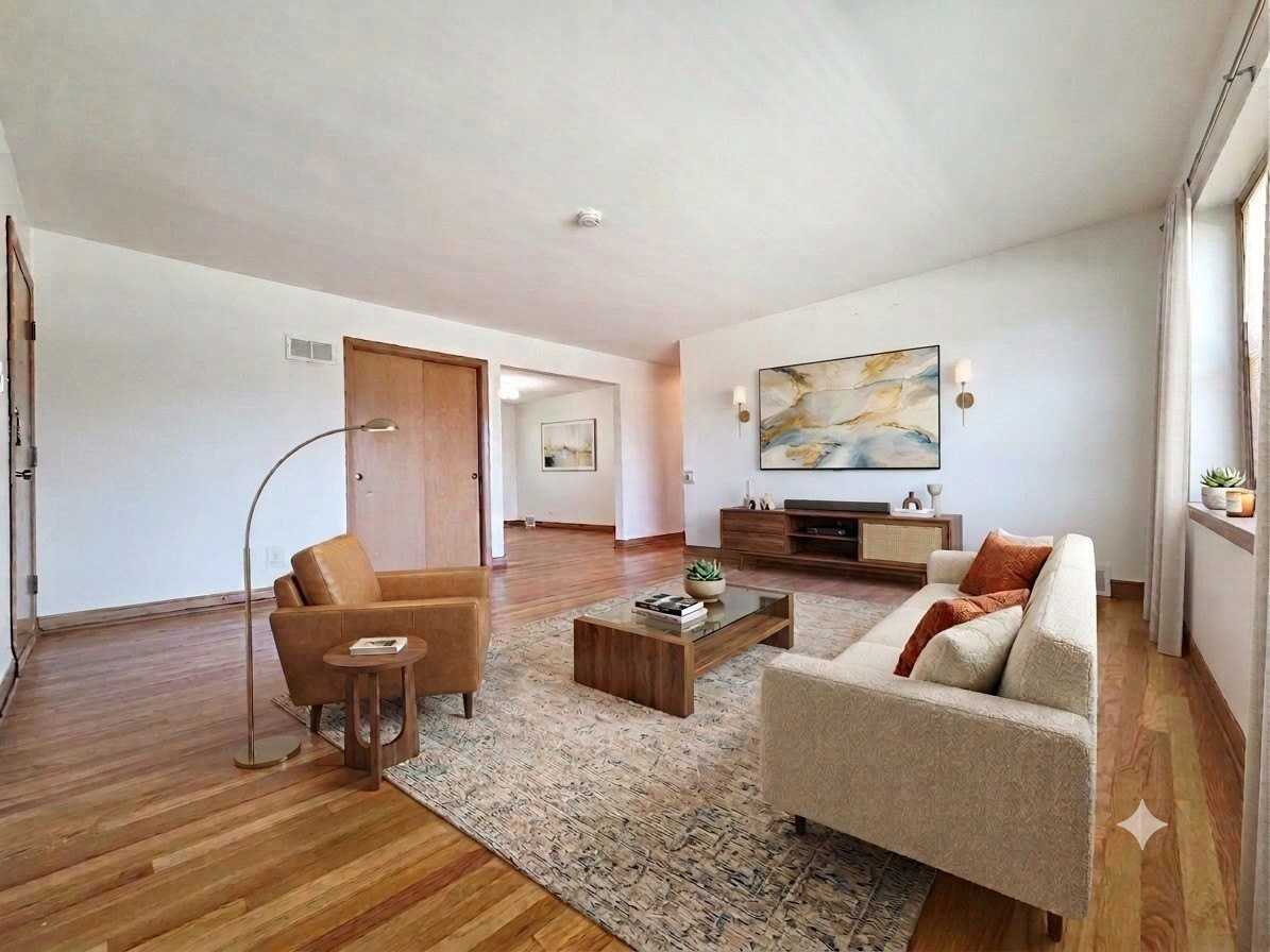 1431 Balmoral Ave #2S - Photo 3 of 13