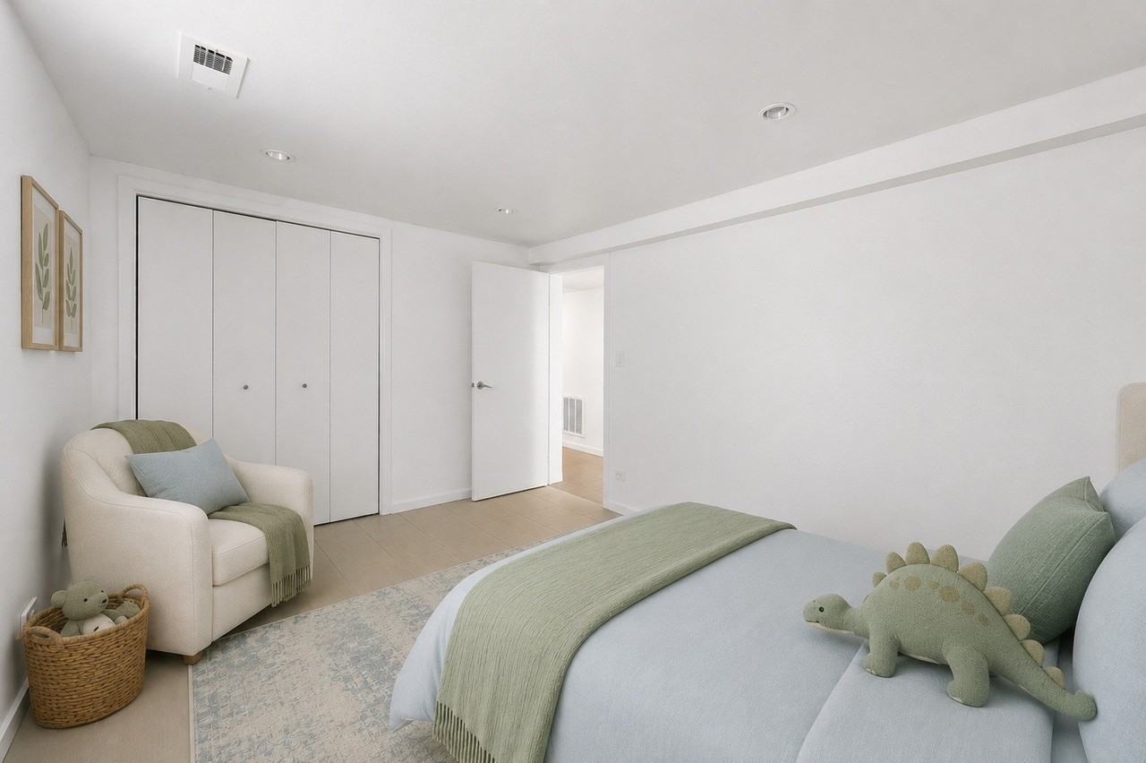 1225 W Newport Ave #G - Photo 7 of 16