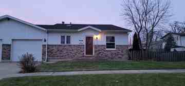 featured image of 702 N Porter St #702