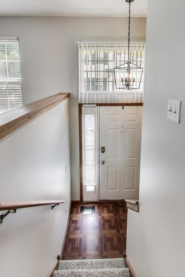 985 Manchester Cir #985 - Photo 3 of 23