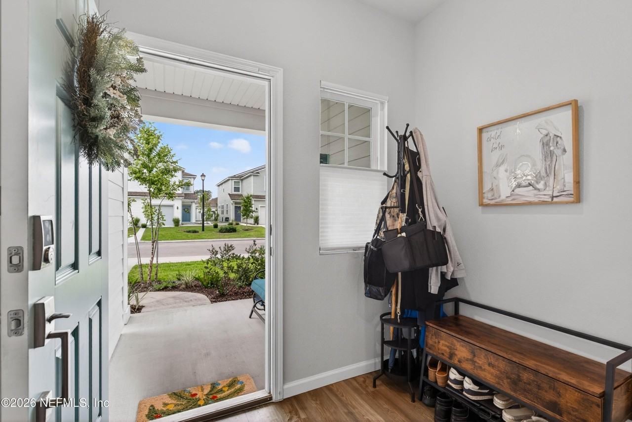 14532 Macadamia Ln - Photo 4 of 43