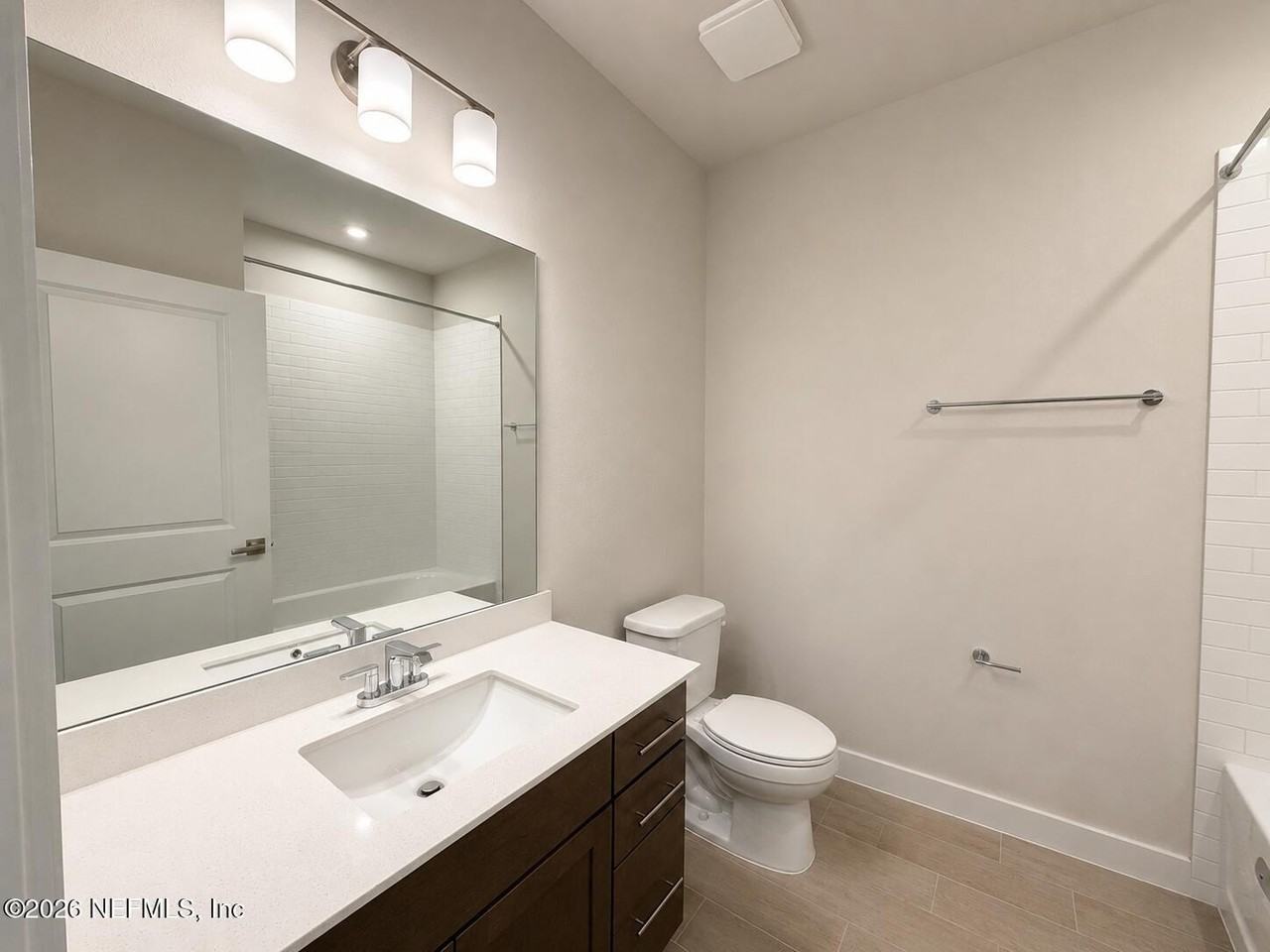 484 Foal Ridge Dr - Photo 3 of 15