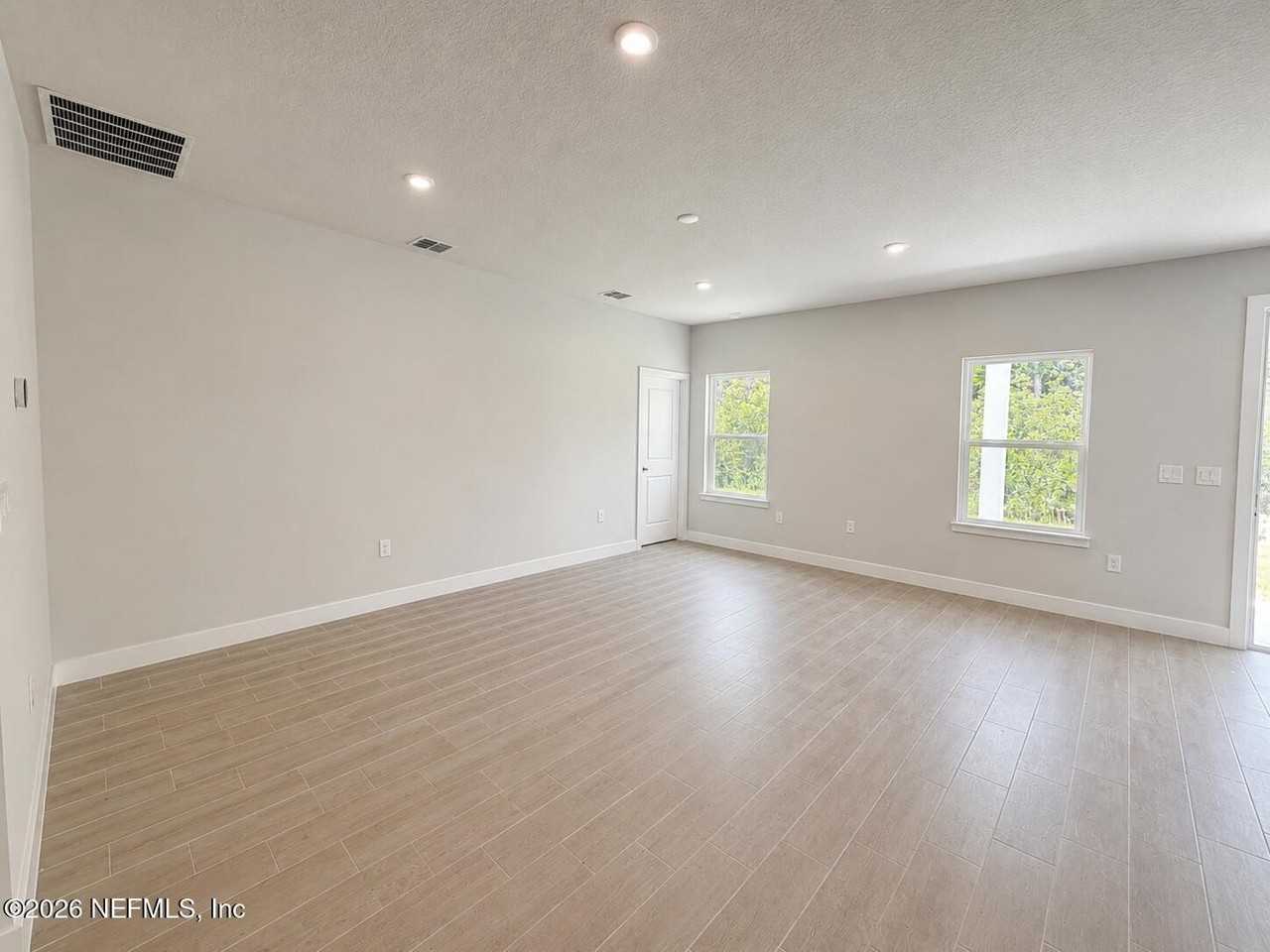 484 Foal Ridge Dr - Photo 7 of 15
