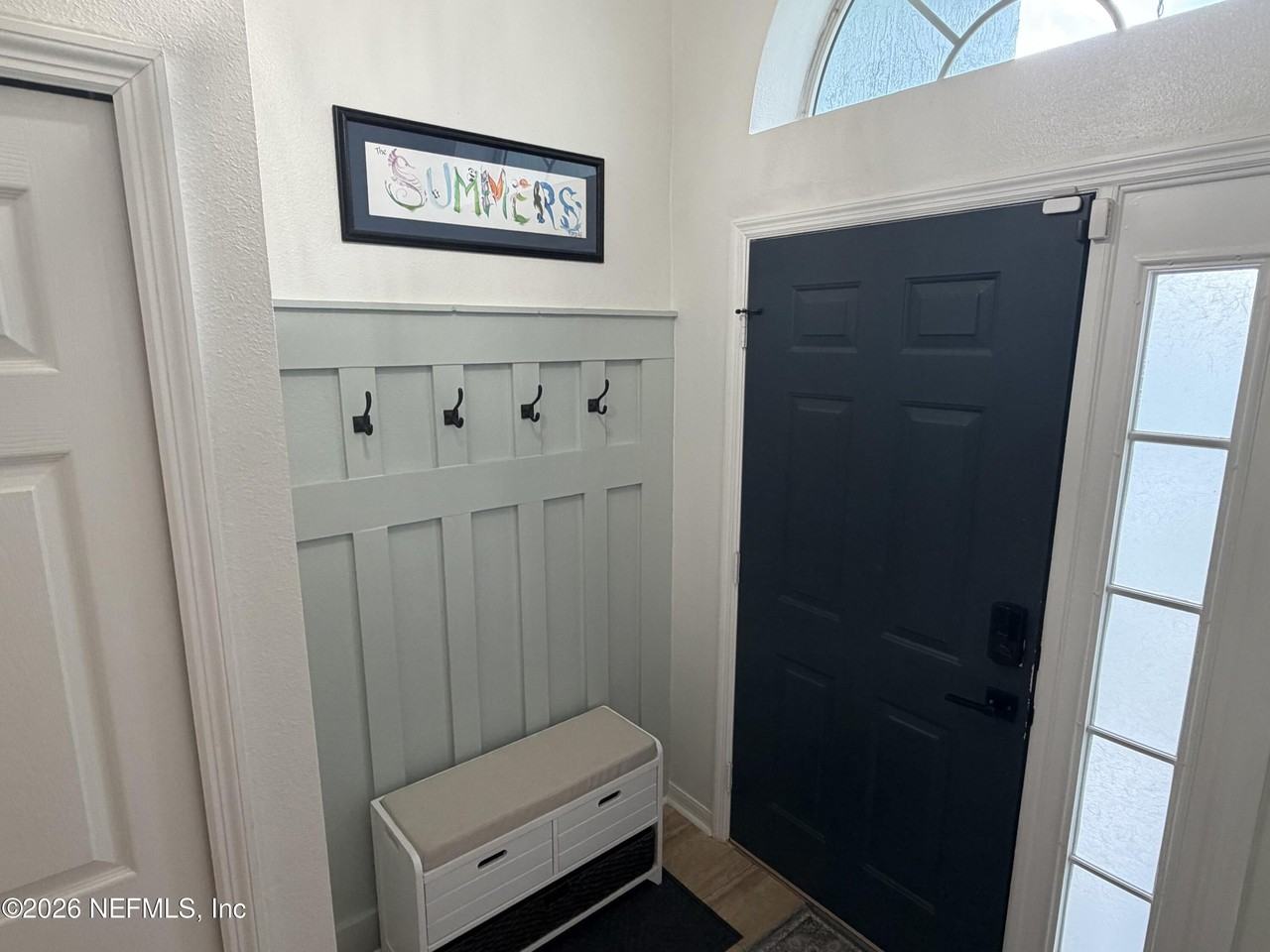 11058 Miata Ct - Photo 4 of 29