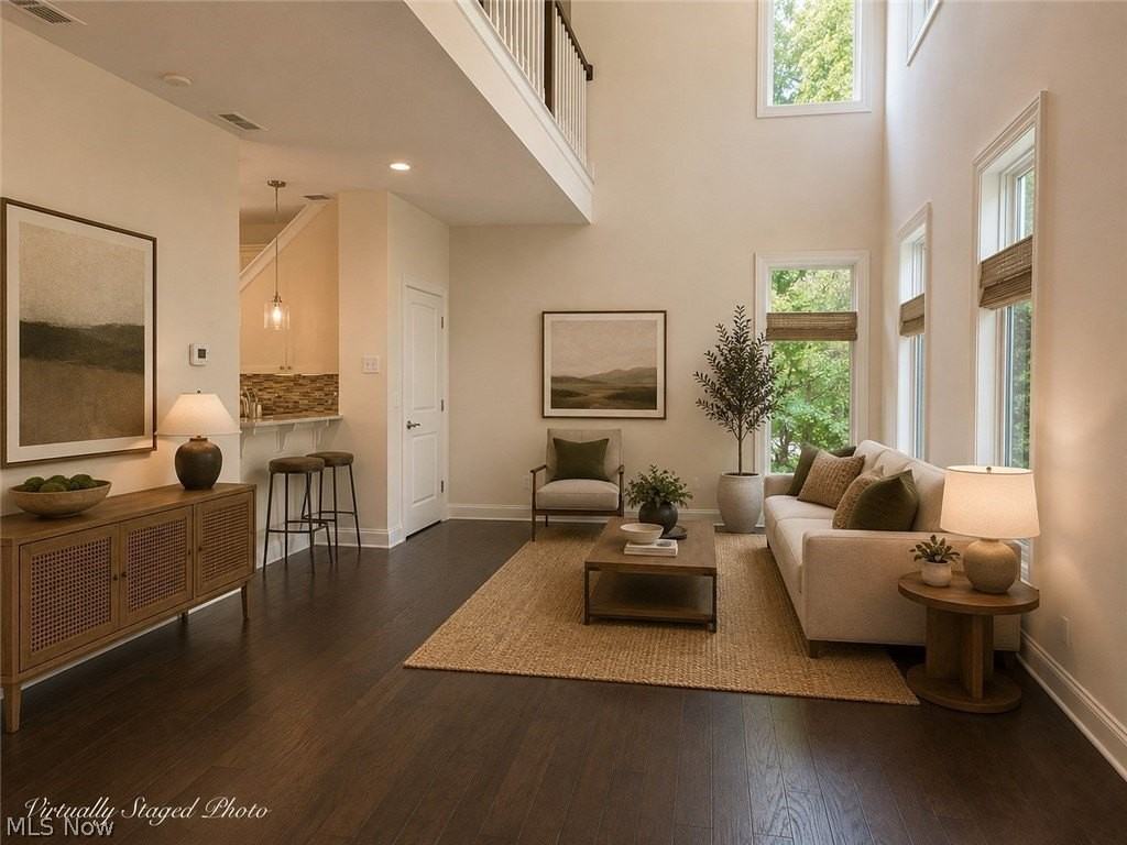 1361 Slate Ct - Photo 3 of 24