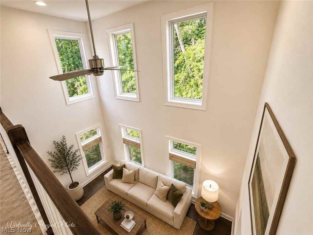 1361 Slate Ct - Photo 4 of 24