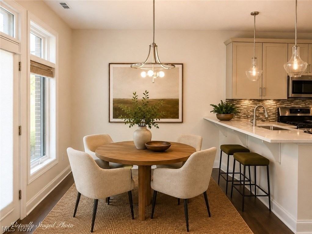 1361 Slate Ct - Photo 6 of 24