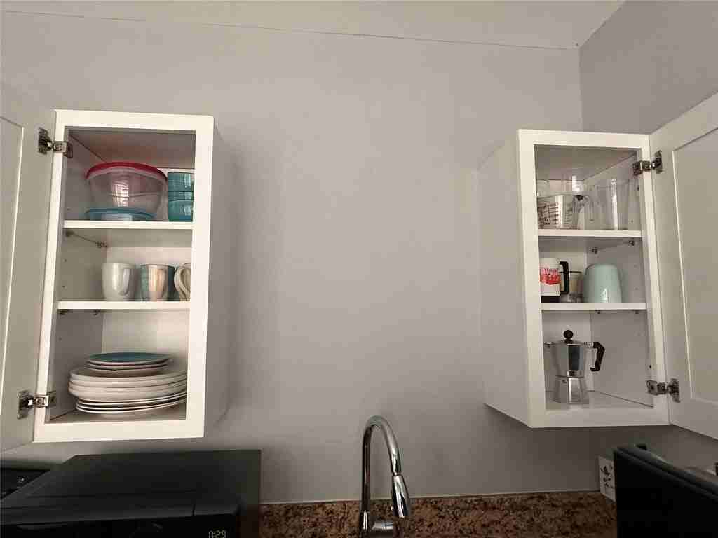 4302 PolkUnit 5 #5 - Photo 3 of 10