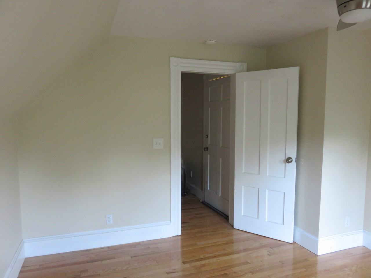 110 Lawrence St #3 - Photo 5 of 8