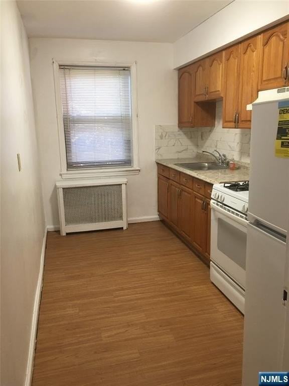 418 Main St #B2 - Photo 4 of 10