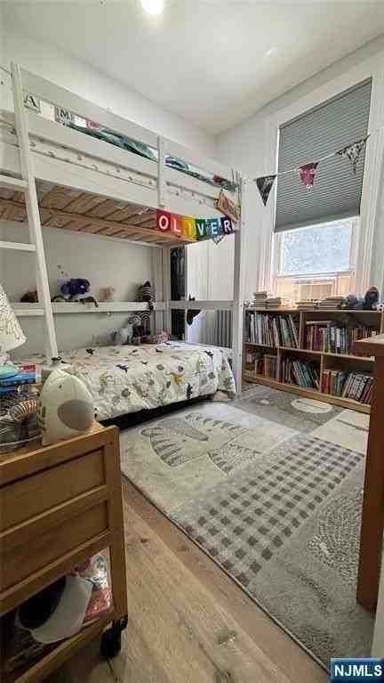 136A Sherman Ave - Photo 7 of 11