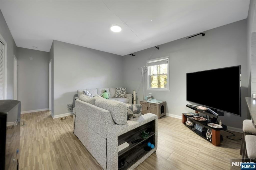 460 Orchard St #2 - Photo 7 of 22