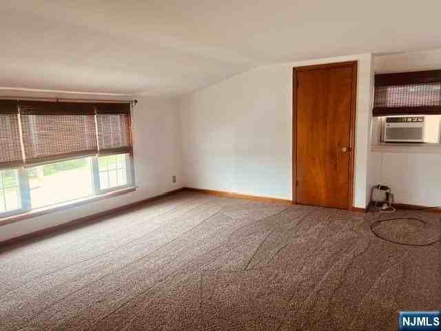 222 Union Ave #2ndFOR - Photo 7 of 9