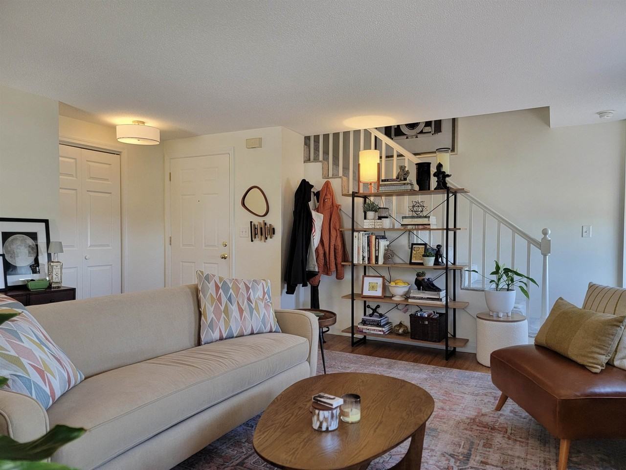 713 Central Ave #2 - Photo 5 of 27